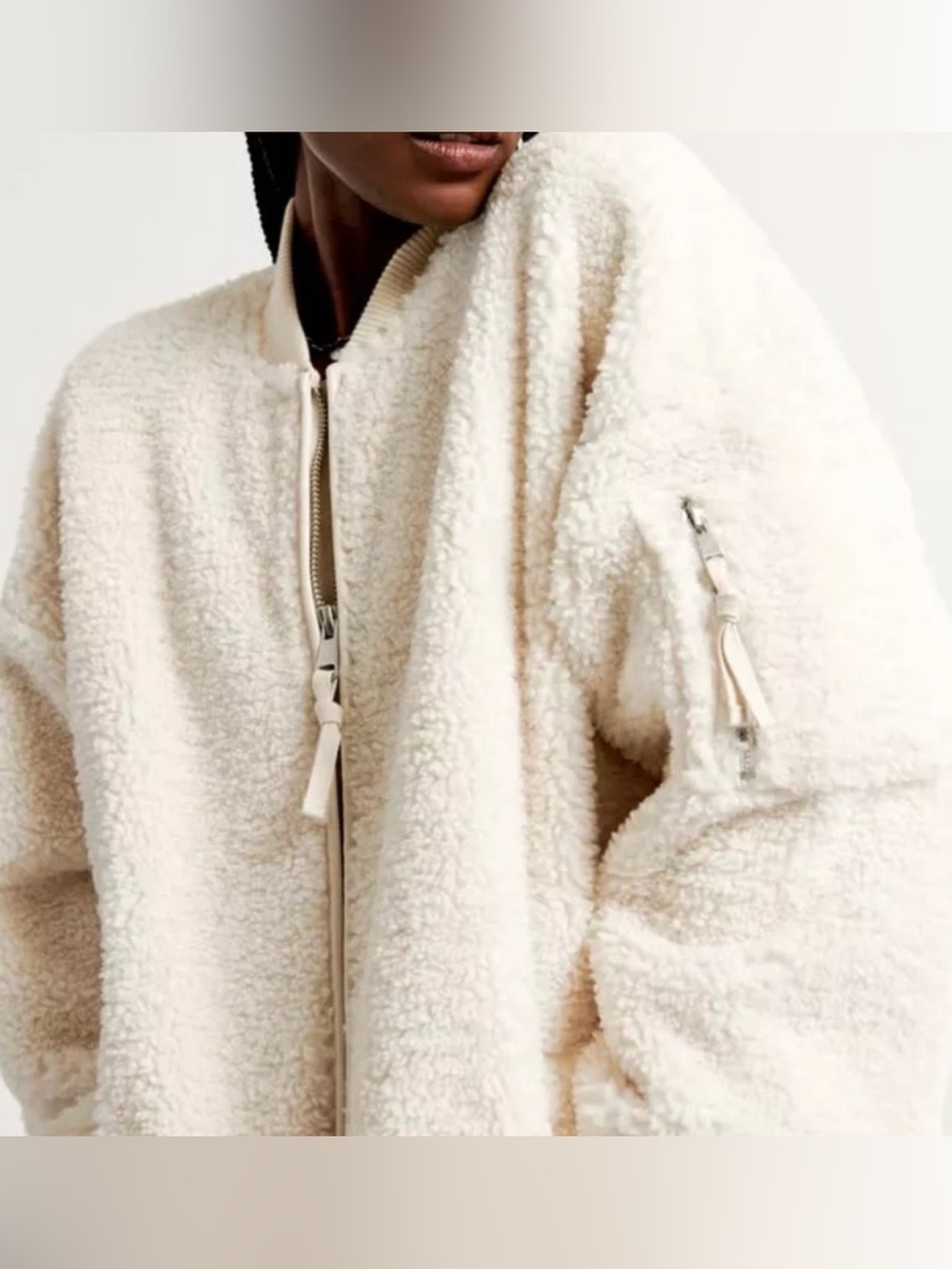 ABERCROMBIE & FITCH Oversized Cream Faux Sherpa Bomber Jacket
